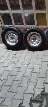 قطع غيار سيارات • قطع غيار