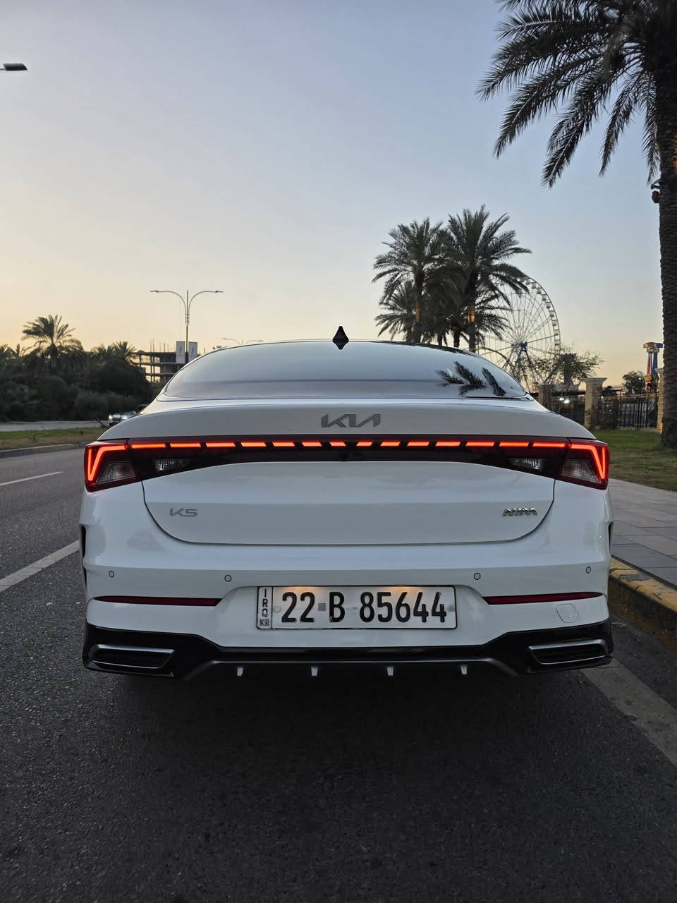 السلام عليكم

للبيع K5   موديل 2023 فول مواصفات 1/1vip وكالة نم
السيارة بأسمي رقم اربيل

اعلى فئة بالكي فايف من حيث المحرك والمواصفات والجناي راح يعرفه من الصور مكينة 2.5
السياره مكفولة كفاله عامه من حيث الكشر والمكينه والكير

السياره ماشيه 50500 km قابله للزياده
*بانوراما بصمه وتشغيل عن بعد
*داتا شو
*دشبول ديجتال
*كامرة جانبيه عند فتح الاشاره
*فول تحكم ستيرن
*4 كاميرات
*حساسات امامي خلفي
*كشنات تدفئه وتبريد 
*كشن سايق وضعيتين خزن 
*مري كهرباء + قلاب عند الرجوع
*هاند بريك كهرباء +اوتو هولد
*اربع وضعيات قياده
السعر 230 وبيها مجال 
مكان السياره بغداد / شارع فلسطين
للتواصل واتساب ***********
