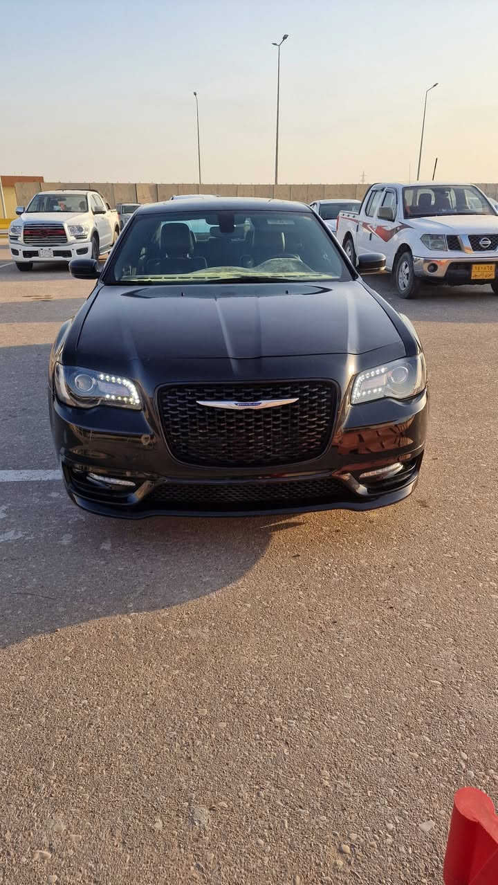 كرايسلر اوباما موديل 2023
فول مواصفات 
حره بدون رقم  تسجل اي محافظه
حادث جاملغ وبنيد ايرباك طاك 
السعر 250 ورقه
العنوان بصرة
هاتف ***********
