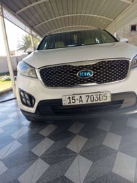 سورنتو للبيع موديل 2016وارد أمريكي محرك 2400 4 سلندر 5 راكب لون أبيض م...