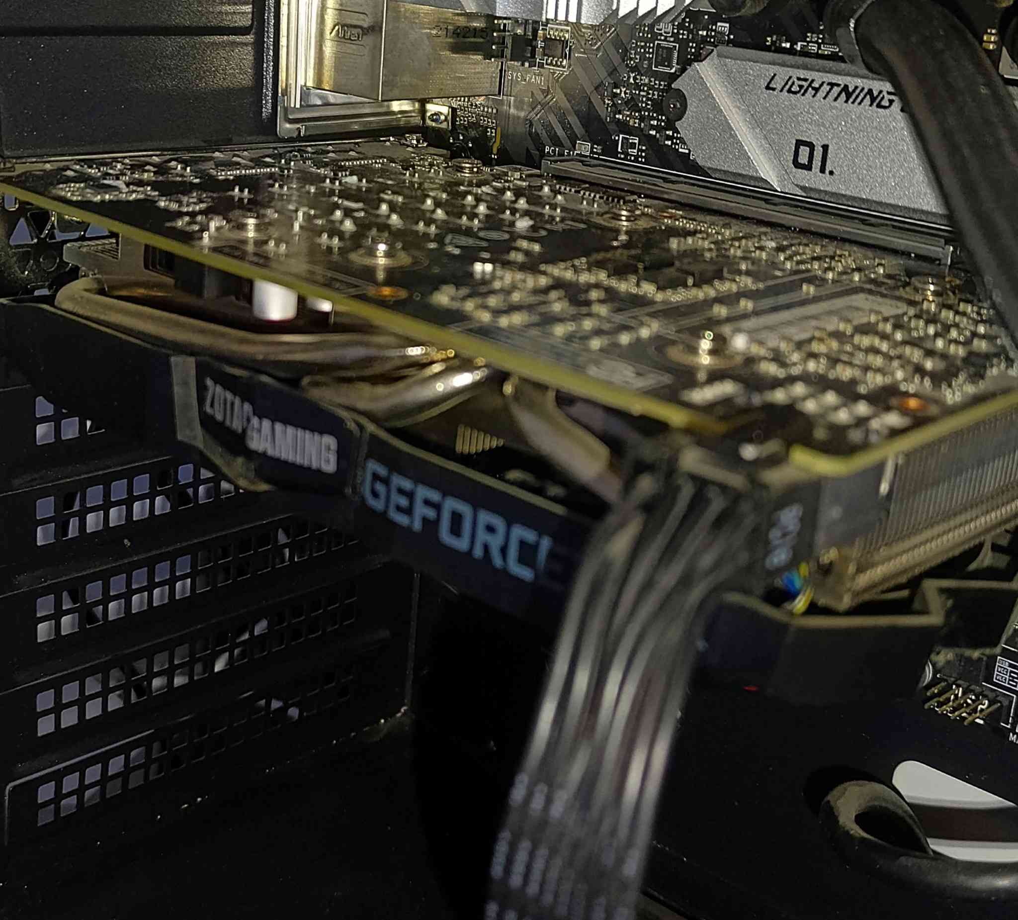 كرت شاشه للبيع 🔥
GTX 1660 Super 6G ⭐
ممتاز للالعاب والدقة المتوسطة العاب الشوتر على دقه 1080 ينطيك 130 الى 140 فريم مثل لعبة mw3 💯✅  استعمال كلش قليل سبب البيع تطوير الكرت ❤‍🔥

السعر : 160 الف قفل 🔒❤‍🔥
مكاني النجف سايدين المطار ***********
