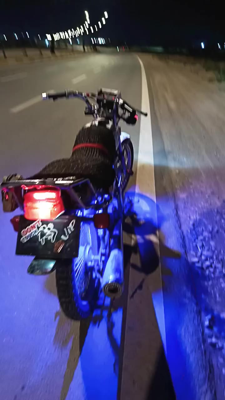 سلام عليكم ماطور نامي برو موديل 21المحرك مطاخه اسبانه فقط المحرك بي تبخير ويا ورقه وحده السعر500الف وبي مجال خاص ماموجود شراي اتصل هذه الرقم ***********
