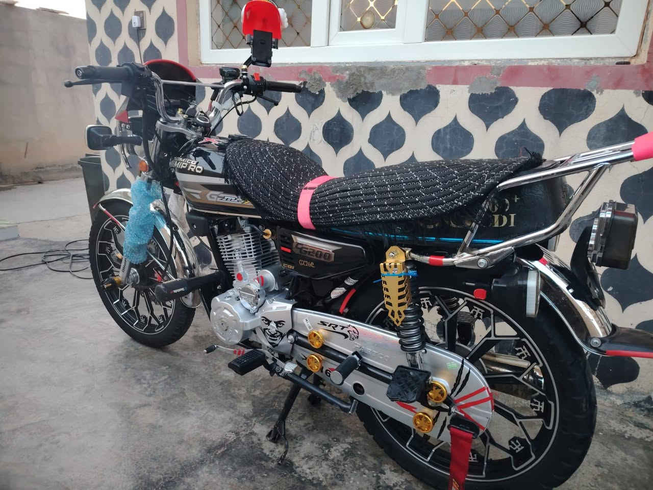 السلام عليكم للبيع موديل 25 كفالة عامة 
دراجة خير من الله للاستفسار ***********
