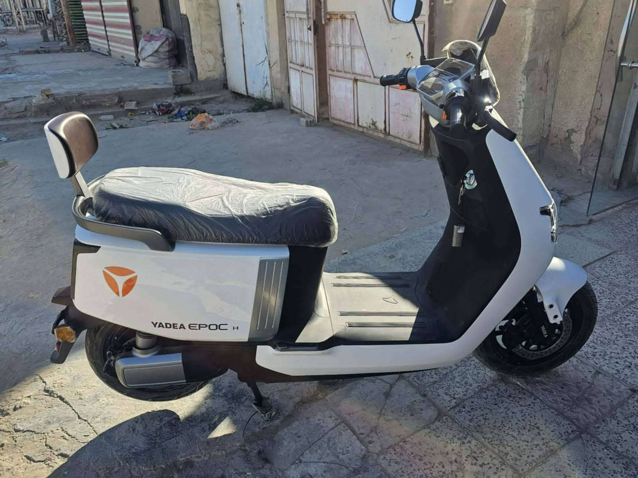 من رخصه المدير دراجه ايديا معروفه مواصفاتها للبيع ب١١٠٠ قفل دراجه جديده استخدام قليل مكاني بغداد تاجيات لاستفسار اتصل على الرقم ***********
