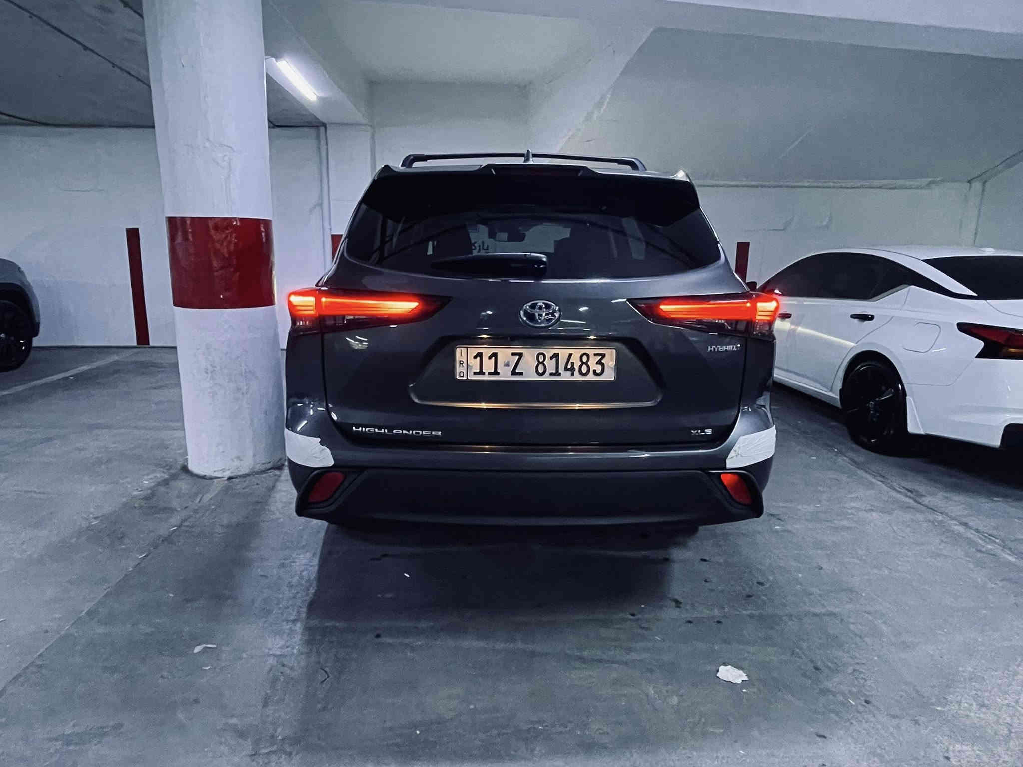 السلام عليكم 
تويوتا هايلاندر  XLE Hybrid 2023
واردي امريكي حادثها خفيف  قطعه وحده فقط بداية البنيد    ايرباك ستيرن وراجع سستم
مواصفات xle 
1-كشنات جلد + كهربائيه
2-كشنات خلفيه منفصل vip
3-سبعة راكب 
4-تبريد 3 قطع   منفصل امامي خلفي  مع تحكم خلفي  منفصل
5- سلايدروف  (فتحه) 
6-ستيرن فول تحكمات من الجهتين  كروس سرعه محافظه ع المسار قياده شبه ذاتيه 
7- نقطة عمياء 
8- رقم بغداد الجديد 
9-كشنات اماميه تادفئه  + مري جانبي تادفئه
10-بردات  بالبيبان الخلفيه 
11-ماشيه mi28.500
12-رقم الشاصي
5TDKARAH2PS528158

رقم تليفون 
*********** 
بي واتس اب 

العنوان المنصور 

السعر 32 الف
