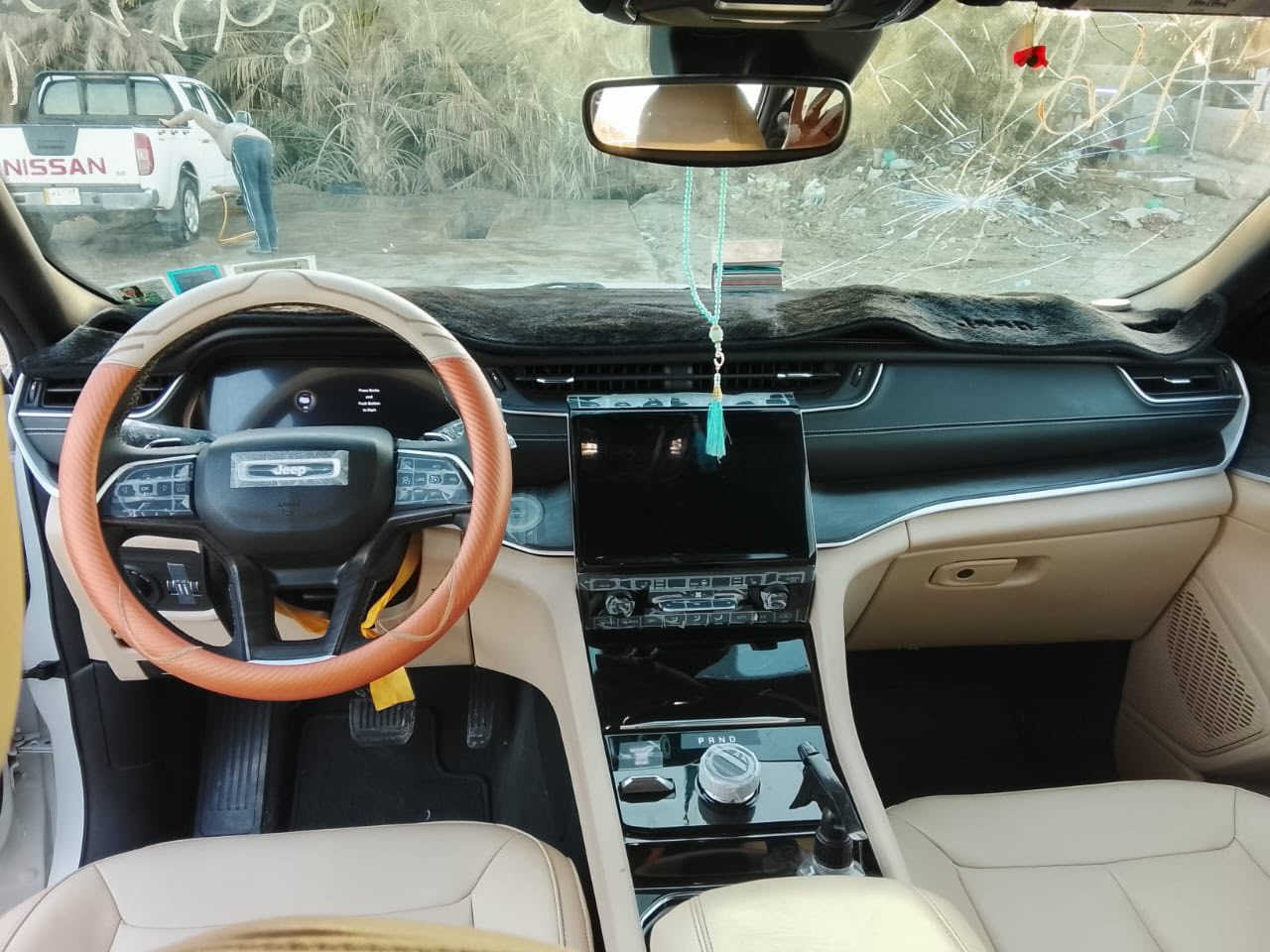 مرحبا جيب لمتد 2023 فول موصفات عدا الفتحه ماشيه 20 بعدها بوضع الوكاله  سعر مناسب
ضرر بسيط جدا بنيد بدون دواخل  السياره منفيس ب اسمي  السعر 255  والشراي يدلل  
هـ ***********
