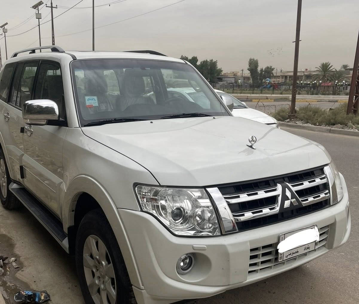 السلام عليكم باجيرو حبتور ٢٠١٤ ماشية ٧٨ الف السيارة جديدة مكفولة  مواصفات فتحة سقف ودمام كشنات كهرباء مري شفط وبقية المواصفات المعروفة للاستفسار ***********
