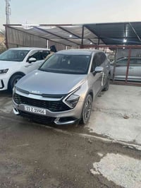 للبيع سبورتج  2023 شاشة متصلة CarPlay تسخين مقاعد ماشية 40 ألف كم حساس...