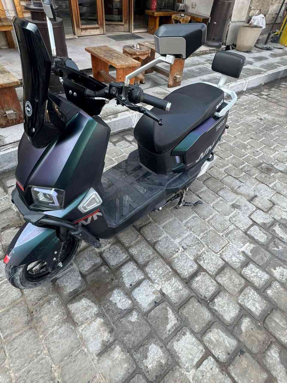 السلام عليكم  دراجه للبيع فول نضافه السعر900وبيهه مجال والعنوان بغداد كويريش حي السلام قرب القواس بغداد لتواص هذه الرقم***********
