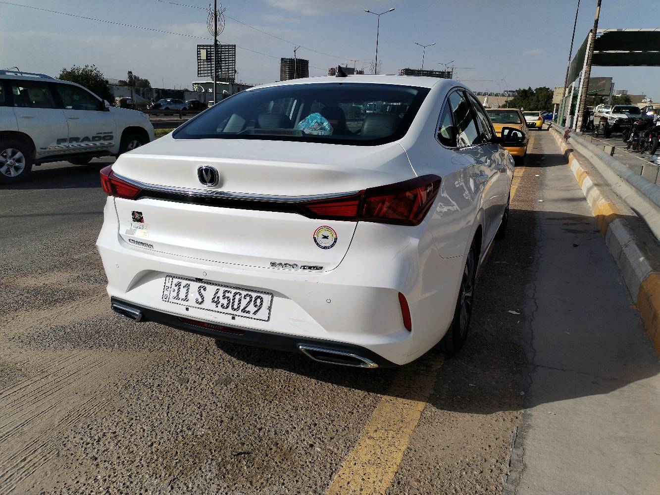 🔥بيع او مراوس بسارة عالية🔥

✨شانجان  ايدو بلاس. 2023✨

🟠 المواصفات:
🔸كشنات جلد 
🔸مانع انزلاق..
🔸بنوراما فتحتين 
🔸مثبت سرعه 
🔸تحكم ستيرن جهتين 
🔸داخل جلد احمر
🔸كشنات تبريد تدفئة 
🔸بلوتوث
🔸تبريد قطعتين
🔸مري كهرباء 
🔸اشاير بالمري
🔸مرايات جانبيه هيتر
🔸كشاف ضباب امامي LED
🔸شاشه لمس 
🔸حساس اطارات
🔸كاميرا 360 درجه 
🔸حساسات خلفيه 
🔸نظام توزيع مكابح ABS
🔸منفذ كهرباء 12Volt
🔸ماشية 85 الف 

⚠️سيارة بعدها على وضع الشركة

💢رقم بغداد بأسم المالك مباشرة ثاني يوم تحويل

📍مكان السيارة بغداد الكرادة
