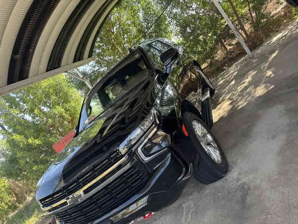 السلام عليكم تاهو للبيع فقط السعر377 موديل 2023 رقم اربيل ماشيه 41 سياره جديده وارد امريكي حادث جاملغ خلفي وبابين صبغ 3 قطع بدون داخل عنوان السياره واسط الزبيديه ***********
