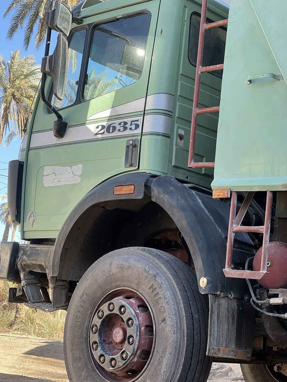 البي مديل ٩١ رقم نينوى الماني سنويه ٢٨محرك ٣٥ كير فوفون مجموعة جي اف شاصي مكفول من فطر وصبغ سيارة قلاب بلادي تخم تاير حجم ١٣ مكان في كربلاء ***********سياره جاهزة للشغل
