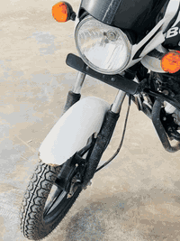 تحيه طيبه
للبيع دراجه بوكسر موديل 2019
اخت زيرو ماشيه 25الف
رقم واسط باسمي
كفاله عامه للاستفار 

‭0780 016 8427‬
