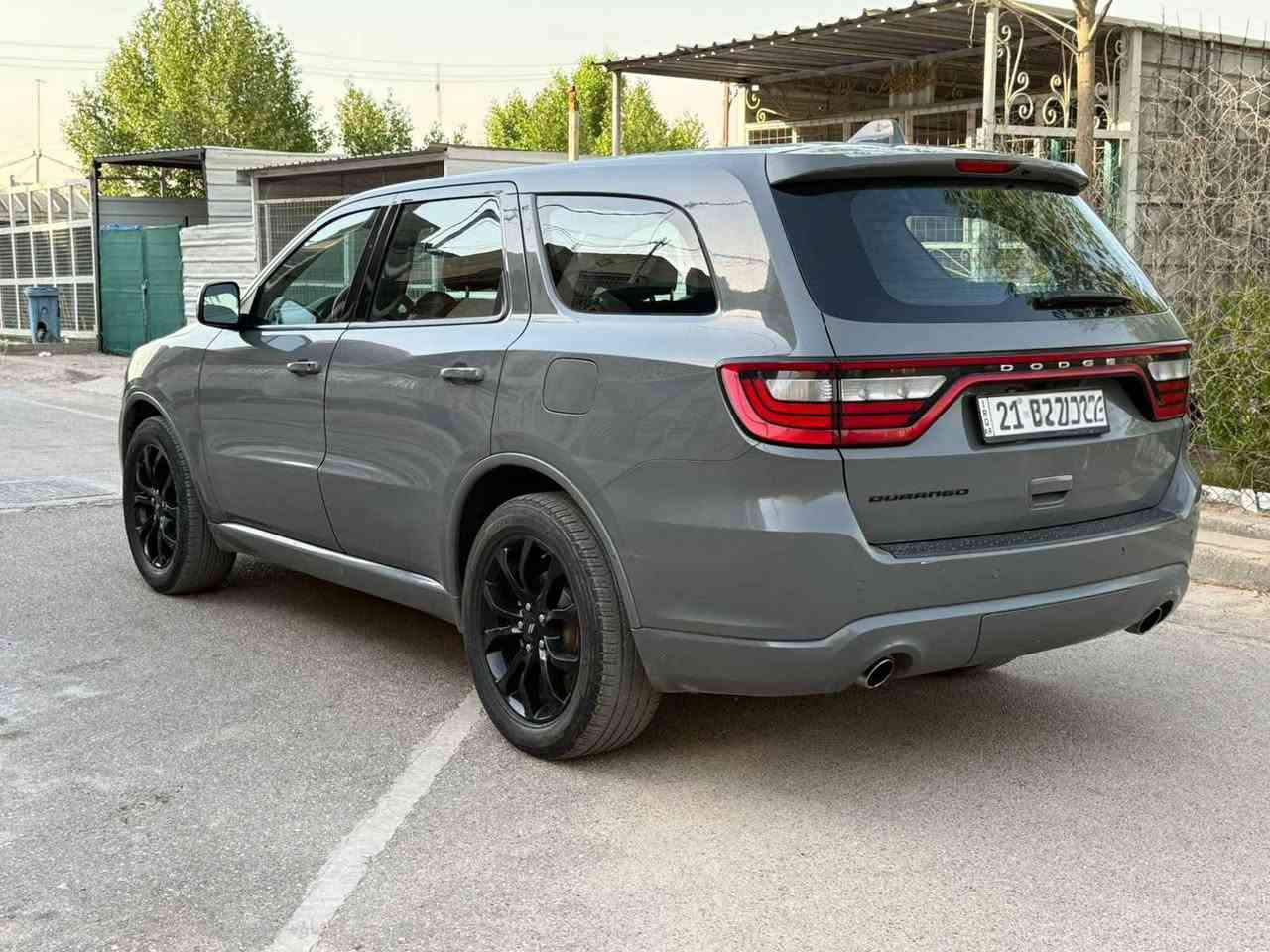 دوج دورانكو GT
للبيع او المراوس
الموديل : 2020
المحرك : V6.  3.6L . 
اللون : اسمنتي . 
الرقم شمالي 
* 7 راكب .كشنات منفصل سياحي
* رادار امامي مع مانع تصادم. 
* تحذير الخروج عن المسار . 
* تحذير النقطة عمياء  .
* نظام تحذير عند التقاطعات.  
* نظام تقليل الضجيج داخل المقصورة. 
* مرايا تعتيم ذاتي. 
* نظام الصوت من الپاين 10 سماعة. 
* ويل كروم قياس 20 انج.
* شاشه 
* نظام الخرائط (GPS).
* كير شفتات بالستيرن. 
* المصابيح الأمامية LED.
* كشافات الضباب LED. 
* دخول ذكي. 
* بصمة ابواب .
* تشغيل بصمة .
* تشغيل عن بعد.
* الصندوق الخلفي كهربائي.
* فرش المقصورة الداخلية من الجلد 
* المقاعد الأمامية كهربائية
* حساسات امامية. 
* حساسات خلفية. 
* مكيف خلفي مع وحدة تحكم منفصلة. 
* تدفئة ستيرن. 
* مانع تصادم خلفي.
* بلوتوث تلفون. 
* محدد سرعة. 
* نظام سبورت .
* نظام ايكو اقتصادي.
* نظام اوتو ستوب .
* نظام مانع للانزلاق. 
* نظام التشغيل والاطفاء الاوتوماتيكي ( Auto Start System ).
السيارة مكفولة [كلين] المكان بغداد،، الدورة/*********** بغداد, العراق
