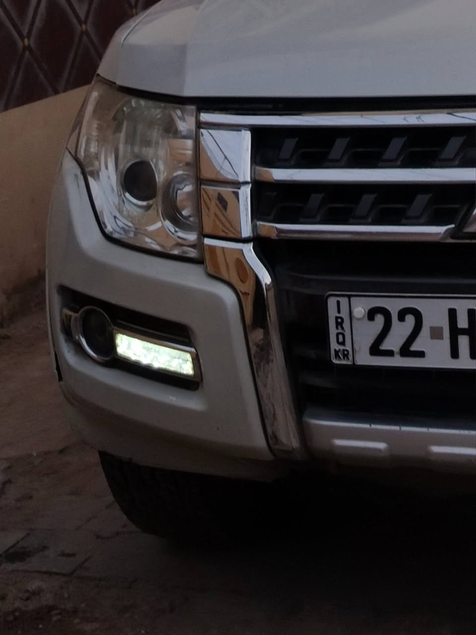 السلام عليكم باجيرو 2016 اللون ابيض صدفي رقم اربيل دولي السنوية لغاية 2028 مكفولة كفاله عامة تخم تاير جديد تبريد تدفئة محرك 3500 كشنات مخمل تحكمات ثلاث جهات شاشة بلادية كامرة السيارة نظيفة جداً على وضع الشركة مكان السيارة نجف السيارة ماشيه 97 الف كيلو حقيقي
رقمي ***********
السعر 195$
