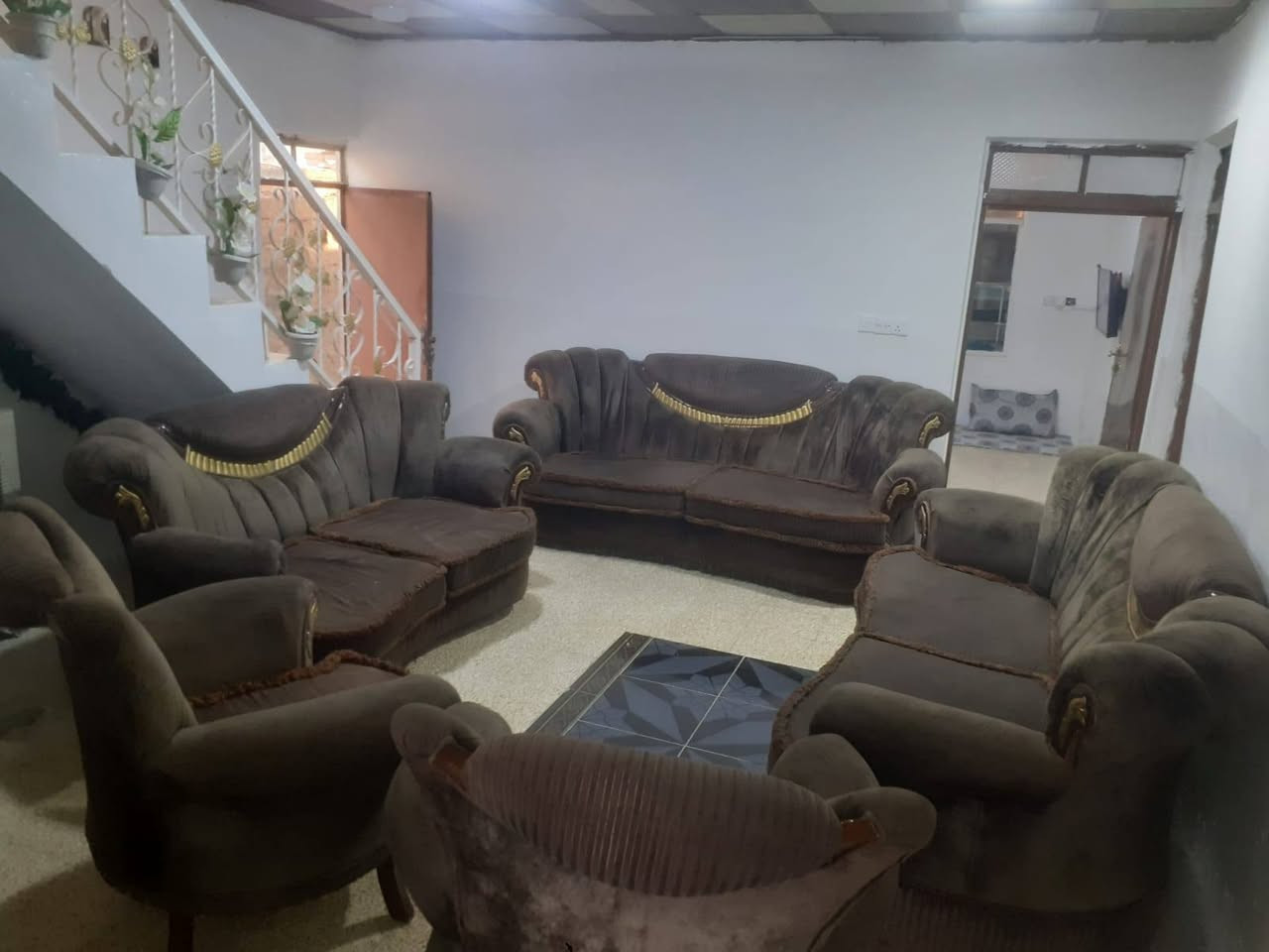 وجبه جديده للبيع المواد المنزلية المستخدمة
(البالة) الكاونترات بسعر جمله واليريد فصال هم موجود ( البيع نقد او اقصاد ) محلات (ليث ال سطام) 
ناحية الشورة بالقرب من خزان الماء  الرقم ***********
