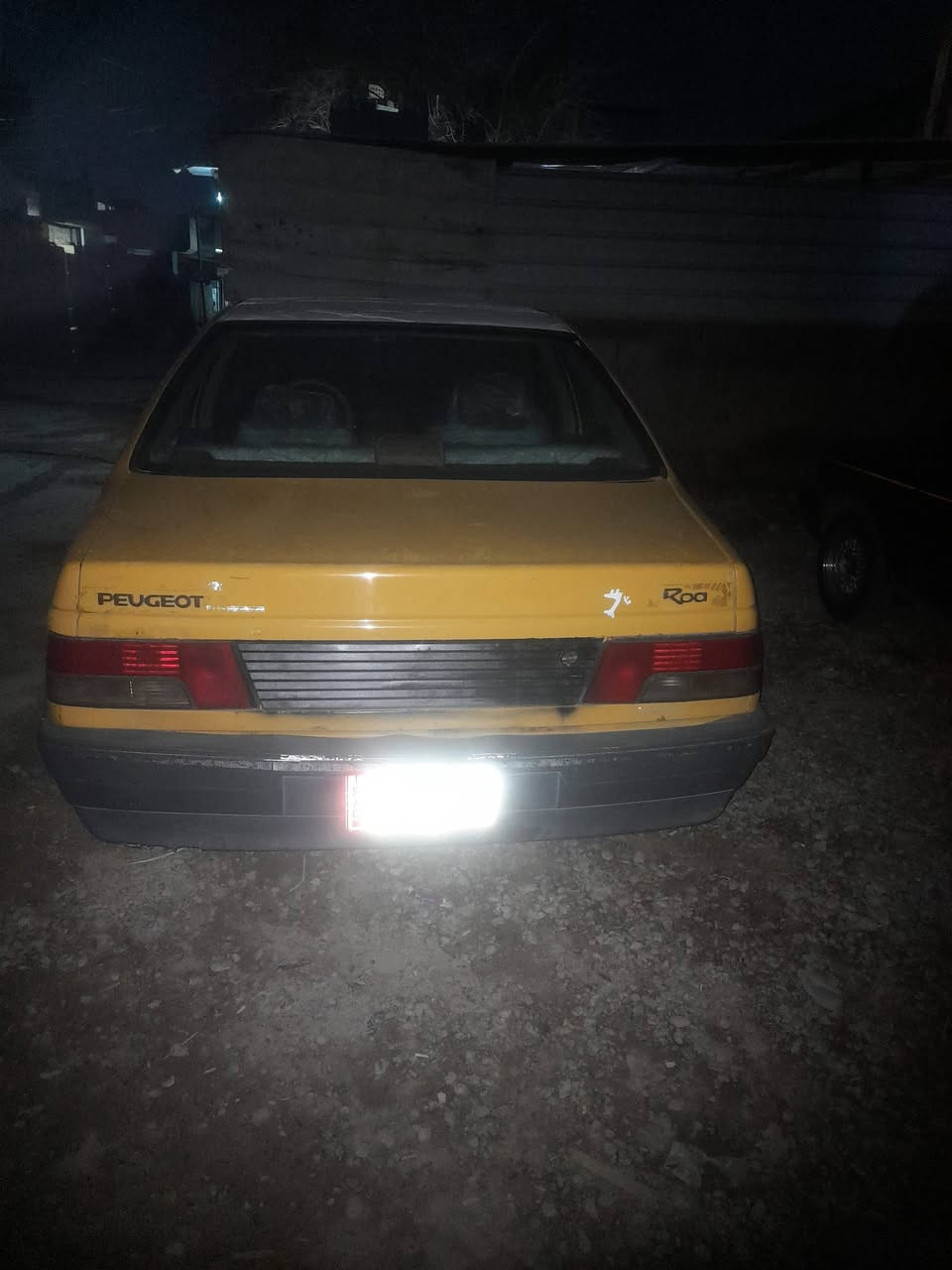 بيع بيجو روى ٩ كير مكينه كفاله سياره حلوه   حداديه جديده الغود حلوه بس خياس بل داير الوره  مكاني بغداد مدينه الصدر ارقم  *********** سعر ١٨
