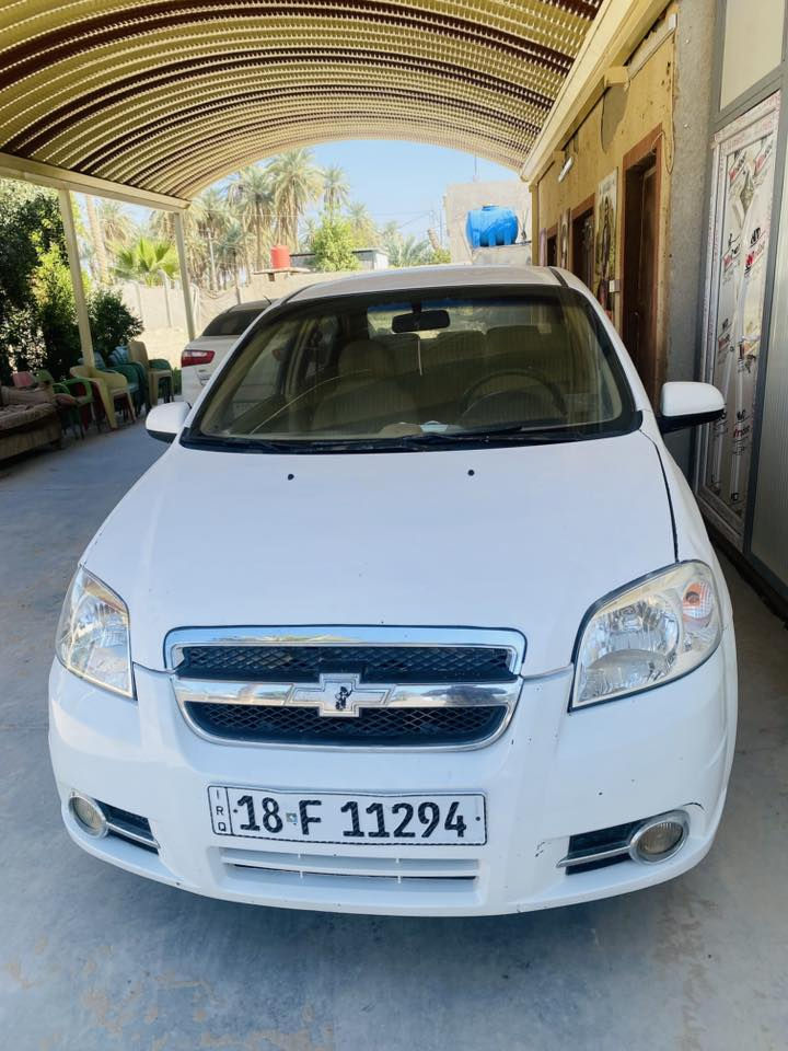 السلام عليكم افيو 2009 جاهزة من كلشي بيه قطعة وحدة صبغ اثر دحجة دراجة  والباقي كفاله كير  محرك مكفول شاشه سنتر لوك رقم جديد سنوية ل2030عارضه 65 وبيه مجال 
مكان سيارة حله  أبي غرق ***********
