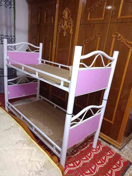 موجود قريوله مال اطفال طابقين للبيع جديده هذا رقم موبايلي ***********او ***********
