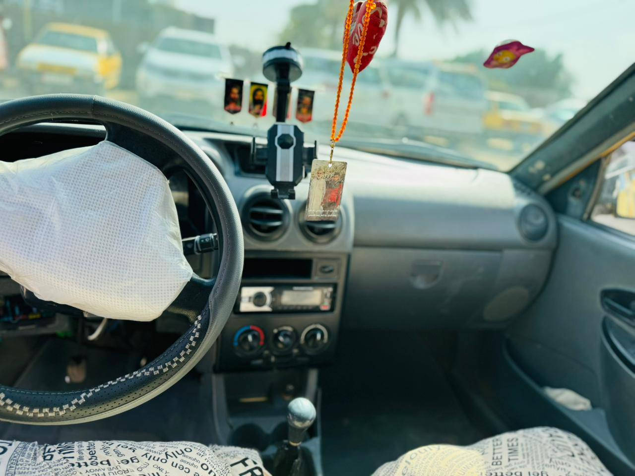 السلام عليكم سايبه للبيع كير جديد حديده كربائيات جديده شرط التحويل سياره حلوه ونضيفه بيه خيط بخار 2011السعر 23وبيه مجال الرقم ‏‪***********‬‏
