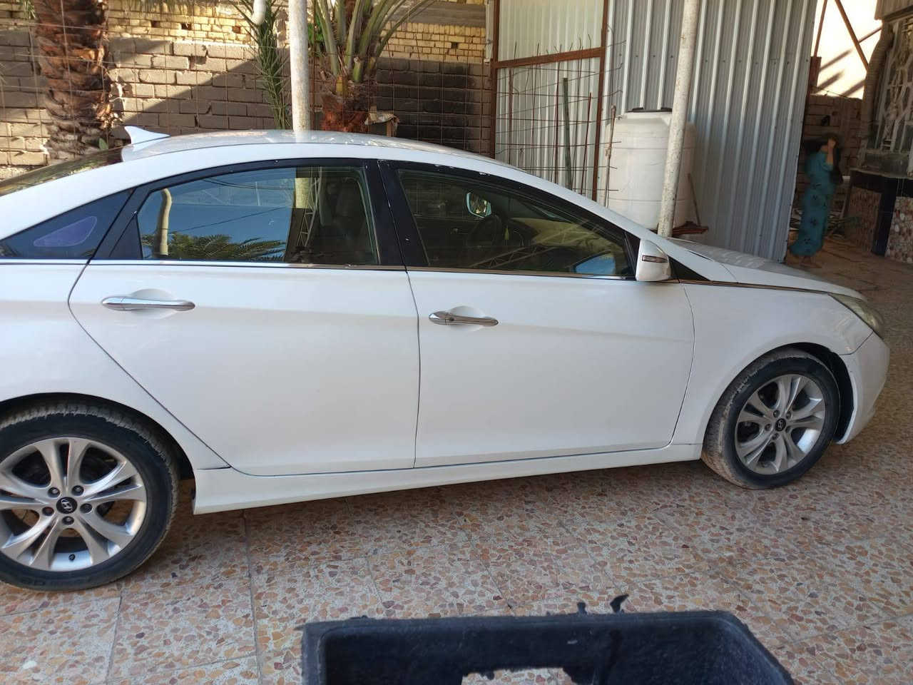 السلاام عليكم من رخصت الاعزاز الادمنيه واصحاب الكروب
مكلف بلنشر 
سوناته 2013
بيها كصئ جنطه
بانزين مكينه 2000
ولسياره جاهزززه من كلشي
حلوه دواخلها جلد اسود
مكان السياره البصره قضاء القرنه
السعر 55 
***********
