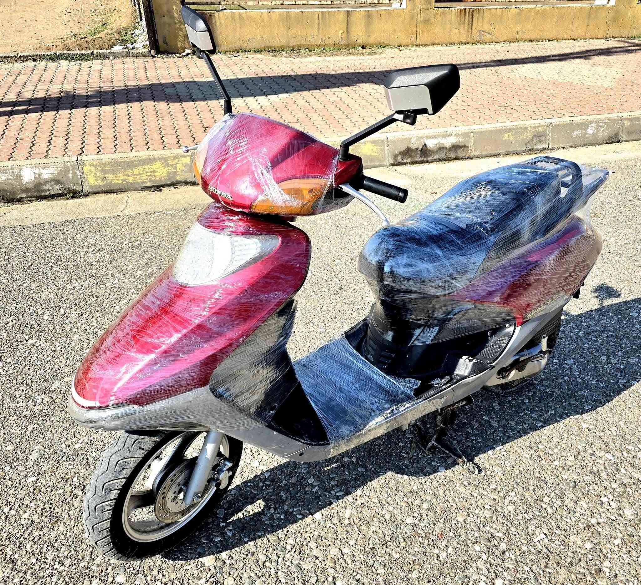 سلام عليكم ورحمة
دراجة ياباني سبايسي للبيع شرط مابي اي عيب السعر 500
رقم مبايل / ***********
