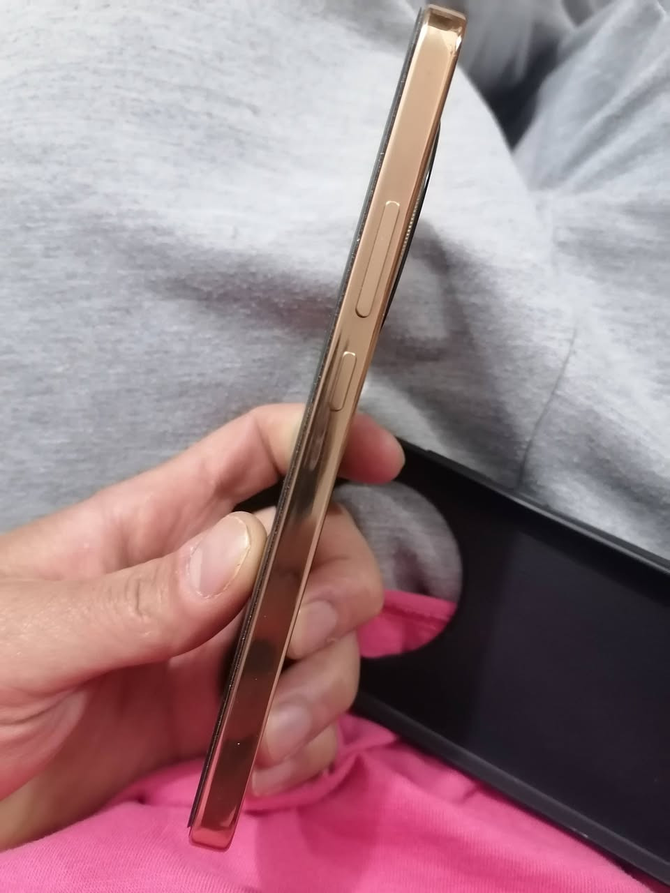 هونر X9d  طك كارتون  كل غراضة ويا كاملات بعده تحت الضمان   للبيع. او مراوس ابموبايل.


**إذا كنت صاحب هذا الإعلان وتريد حذفه لأي سبب، رجاءا أرسل رسالة إلى الدعم الفني**