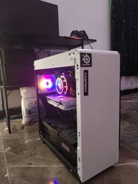 الكيس البيع السعر 250 الف l الكارت  RX 580  8G Intal xeeon 2680v4  x99...