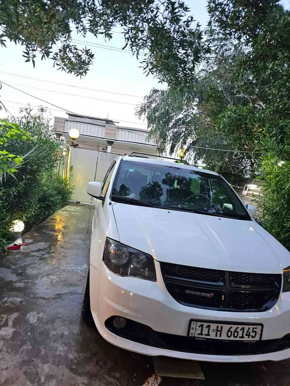 دوج كرفان موديل 2017سيارة نظيفة صدر جديد كير محرك جديد تبريد 3قطع بيبان سلايت تشغيل عن بعد محرك ٦ سلندر 3600 رقمه بغداد انكليزي بيه خمس قطع صبغ السعر 155 اتصل وتدلل هذا الرقم بيه واتساب ***********)))وهذا الاسيا *********** ابو علي
