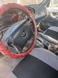 تويوتا ابرنس • انكليزي • مصبوغة