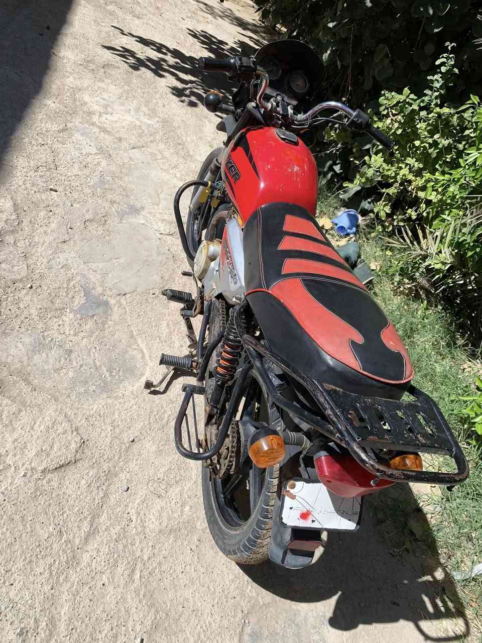 السلام عليكم بوكسر جبلي لبيع مديل 2018اوراق كامله مكينه تنقص السعر 600وبيه مجال مكاني كوت اتصال***********غير متواجد فيس
