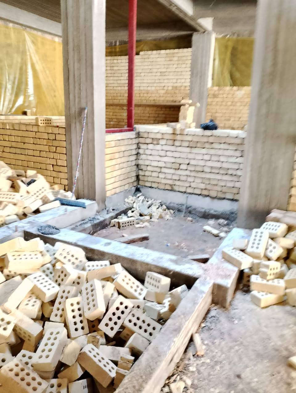 خلفه بناء درجه أولى من كربلاء
***********
