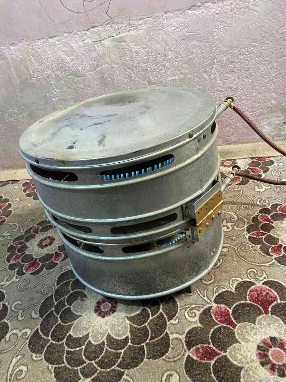 طباخ غازي مستعمل قليل دبل عين أعلى واسفل
النار مالته حلوه و زركة وخير من الله مثل ماكاعد تشوف بالصورة للتواصل *********** 
او راسلني خاص
