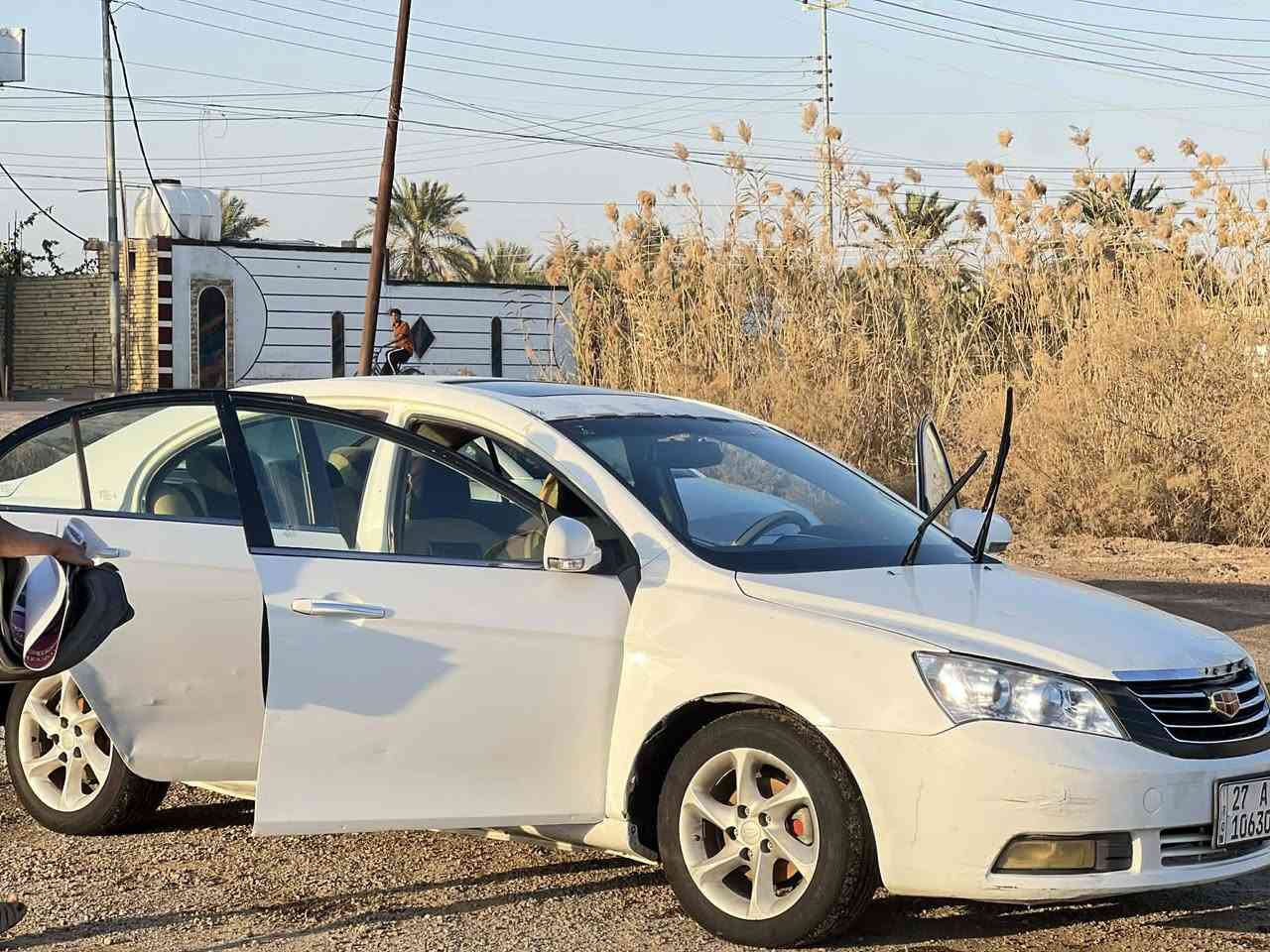 السلام عليكم امكراند 2013  سياره جديده بيه صبغ حزام اثر شخوط مكينه جديده توني شاده بعده بالضمان حداديه جديده بور جديد ادامه كامل رقم ذي قار بسمي تحويل
السعر ٥٥ وبيه مجال بسيط 
المكان ناصريه سوك الشيوخ 
اتصال 
‏‪0780 699 5481‬‏
