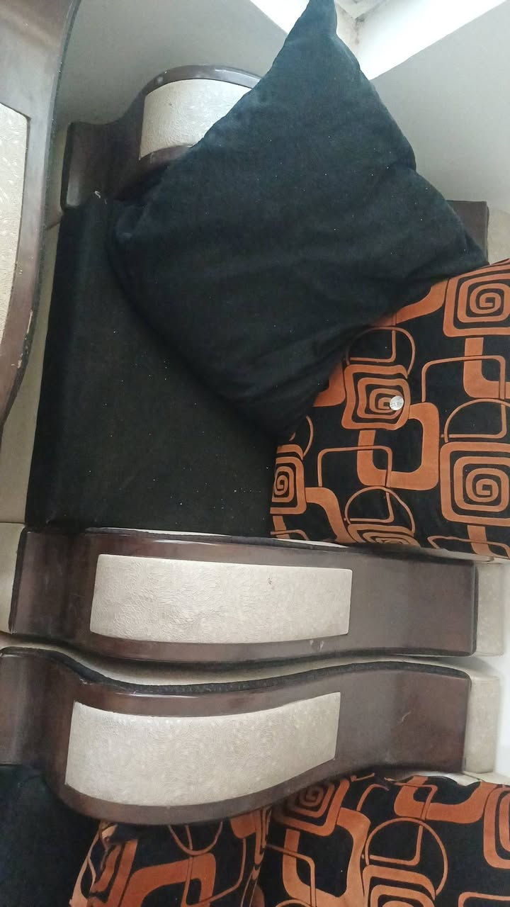 للبيع الاتصال على الرقم ***********
