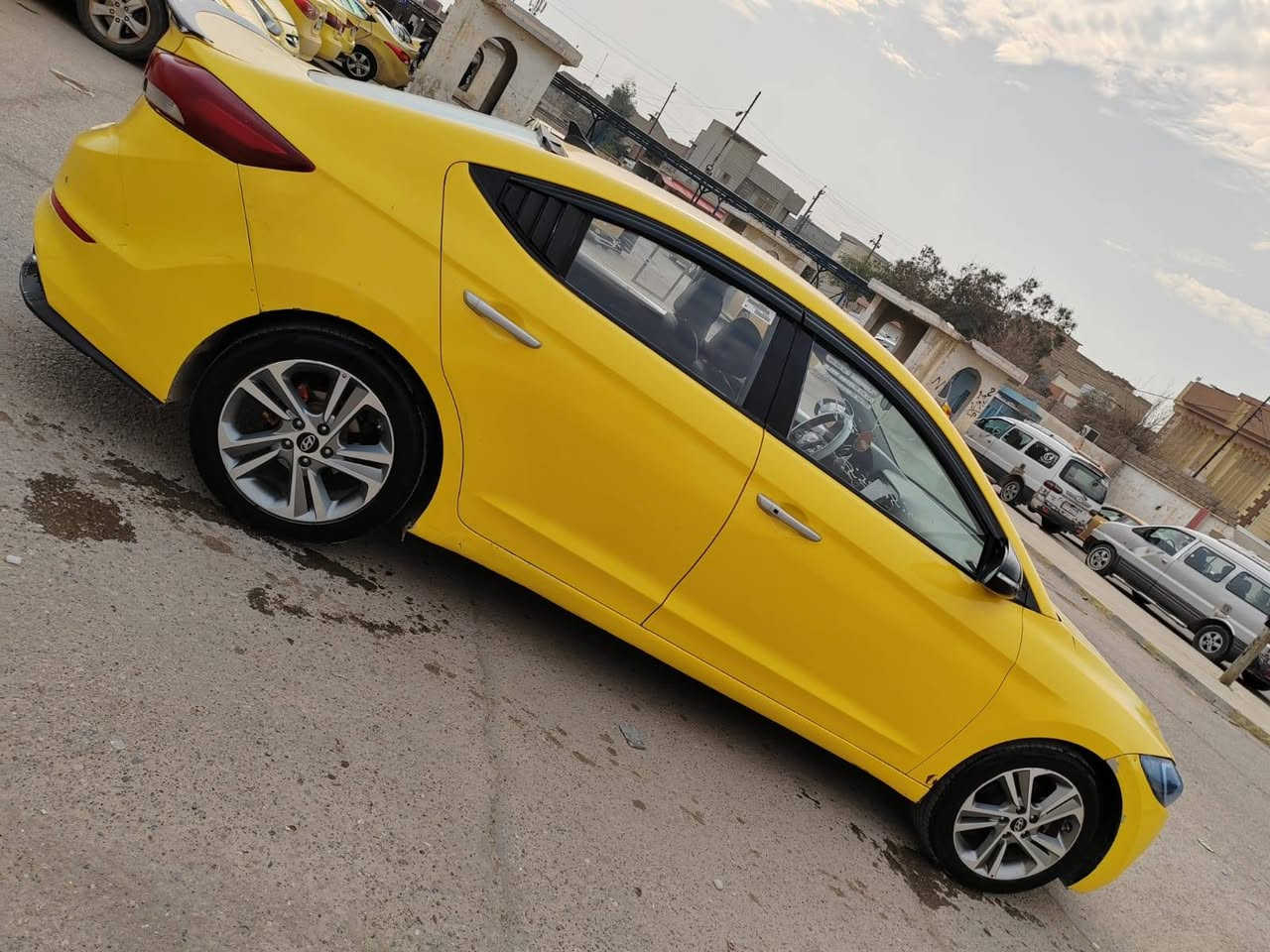 النتره 2018
افانتي فول مواصفات 

السياره بلا ضرر 

محرك و كير شرط 

سنويه جديد رقم مصطره

السعر 145 وبيه مجال شي بصيط 
رقم ***********
