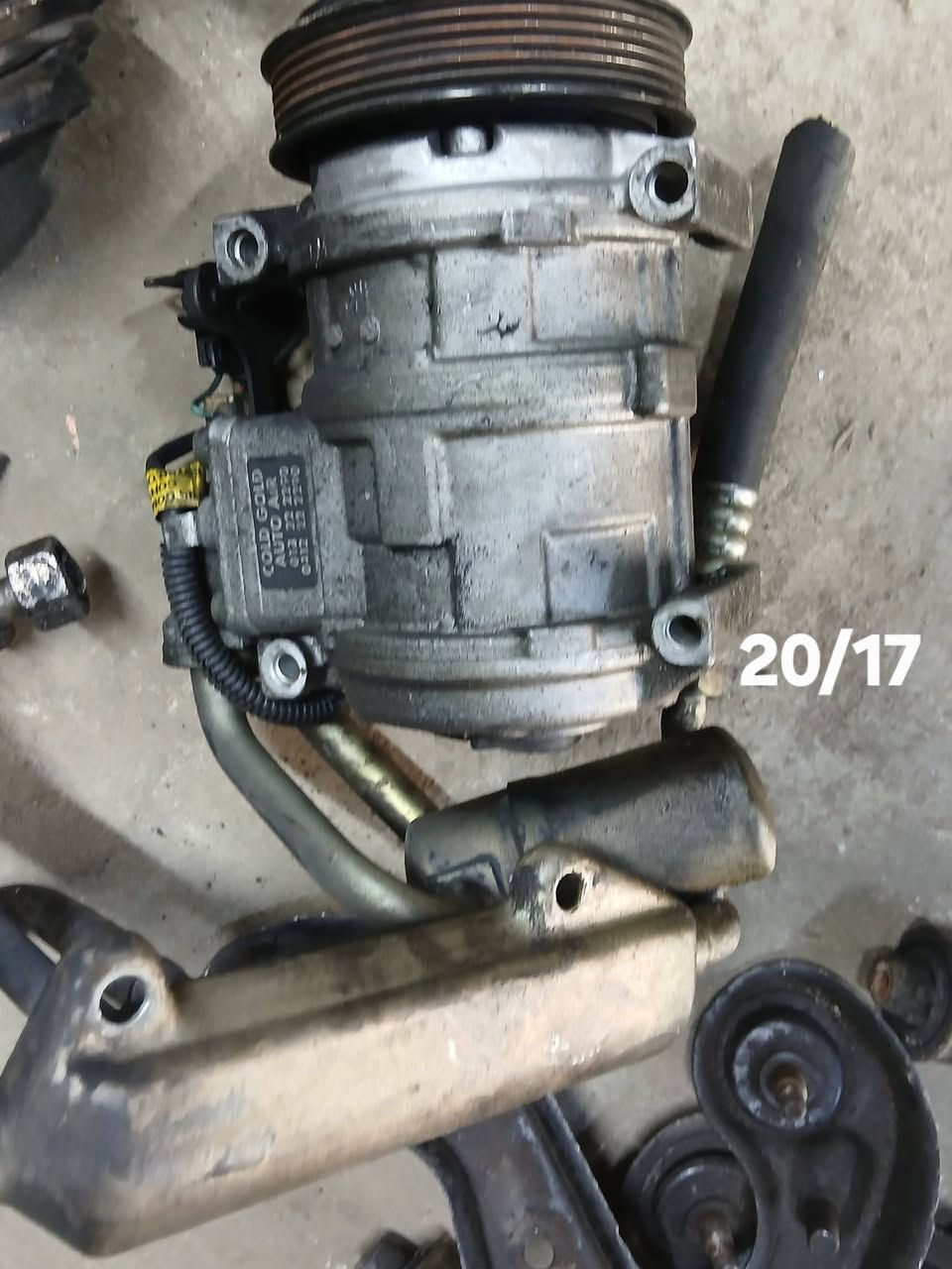 السلام عليكم تم وصول وجبة ادوات مرسيدس المانيه اصليه للتواصل *********** سيد حكمت
