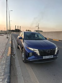 عندي هيونداي توسان موديل ٢٠٢٣ وارد أمريكي ماشيه ٣١ ميل السعر ١٦٢ مكانه...