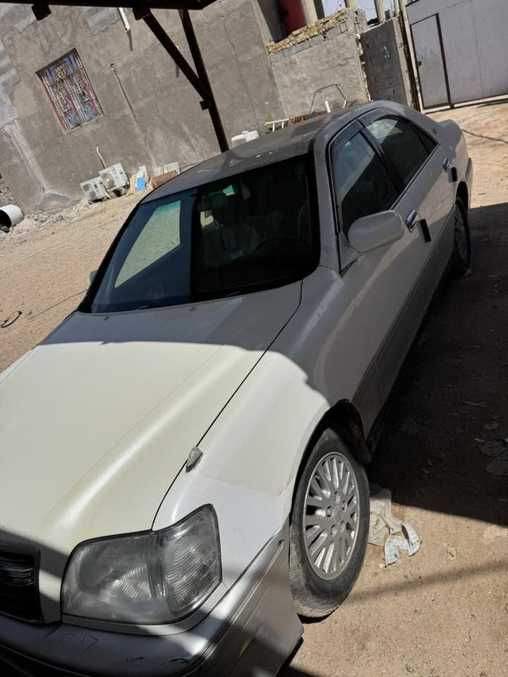 ادوات مكصوصة قمارة 4دكم بيهة محرك بي تبخير سعرها 34 بيهة مجال للشراي مكان بصرة الهارثة ***********
