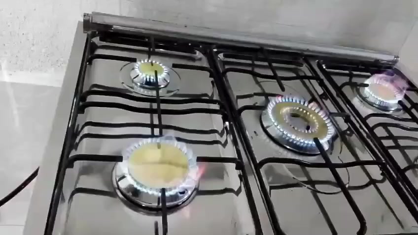 طباخ فرش المصري الاصلي باله مستخدم نظيف جداً جداً جداً كأنه جديد ✨ شغال العيون والفرن🔥 

الحجز والاستفسار راسلونا خاص. 
المكان ناصرية مركز🍁متوفر توصيل داخل وخارج الناصرية 👍


**إذا كنت صاحب هذا الإعلان وتريد حذفه لأي سبب، رجاءا أرسل رسالة إلى الدعم الفني**