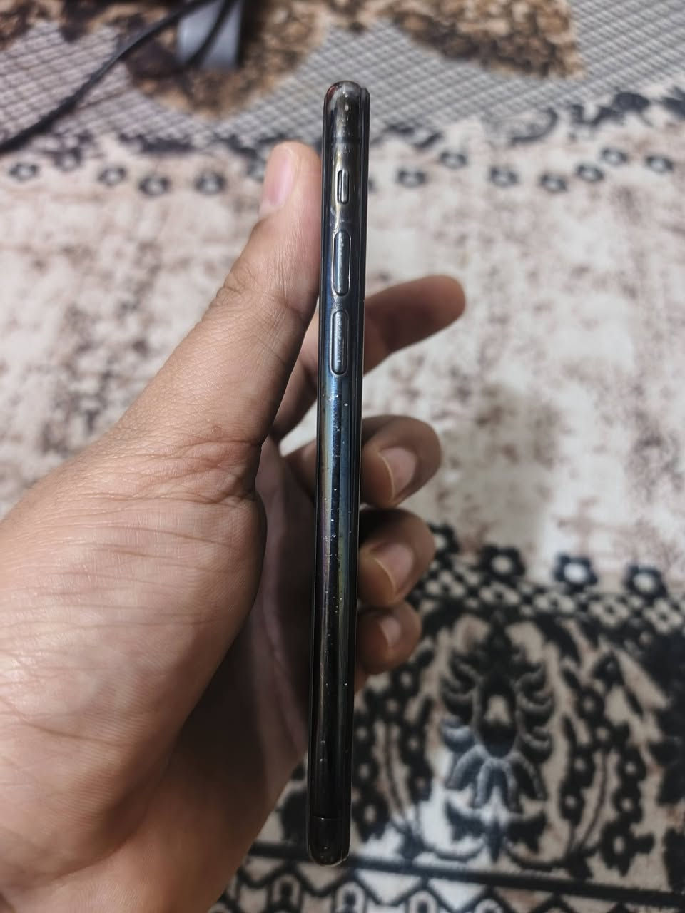 السلام عليكم ايفون x ذكره ٢٥٦ بصمه وجه عاطله جهاز ما اريد مبدل بيشي بطاريه مرفوعه 99 اريد مراوس بجهاز اندرويد الشراي يتصل ***********
