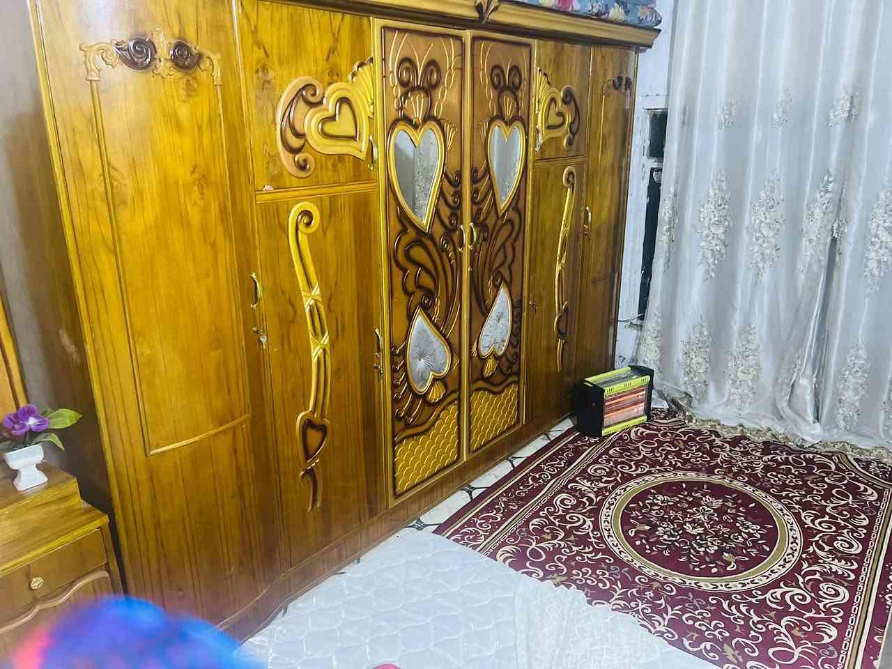 السلام عليكم غرفه نوم للبيع صاج شغل عراقي مستعمله تقريباً 3 اشهور جديده السعر 900 / استفسار حول رقم الهاتف/. *********** بي واتساب.
