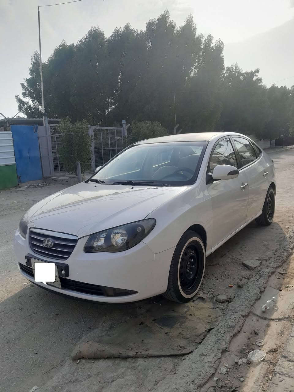 السلام عليكم
الانترا 2010رقم اربيل الماني 
محرك 1600
مكاني نجف 
بيها صبغ حزام و تكمه بين البيبان متعوره 
كفاله من الكص و الشواصي والحوض 
السعر 83$وبيها مجال
***********
