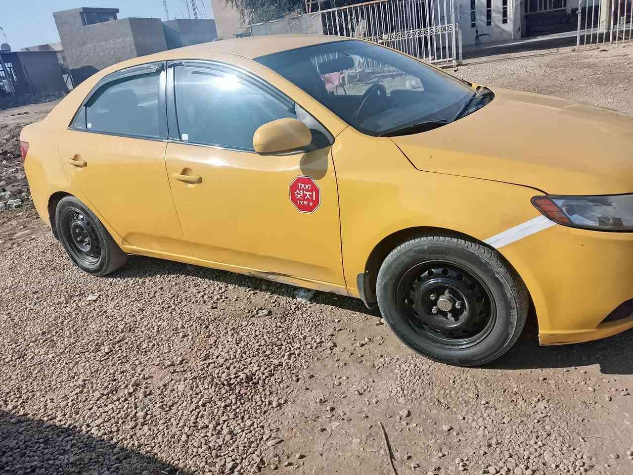 سلام عليكم البيع كيه فورتي موديل2010 وارد امريكي رقم بغداد
دولي مصفره هيه ومرور 78 وبيه مجال بصيط المكان بابل 
***********
