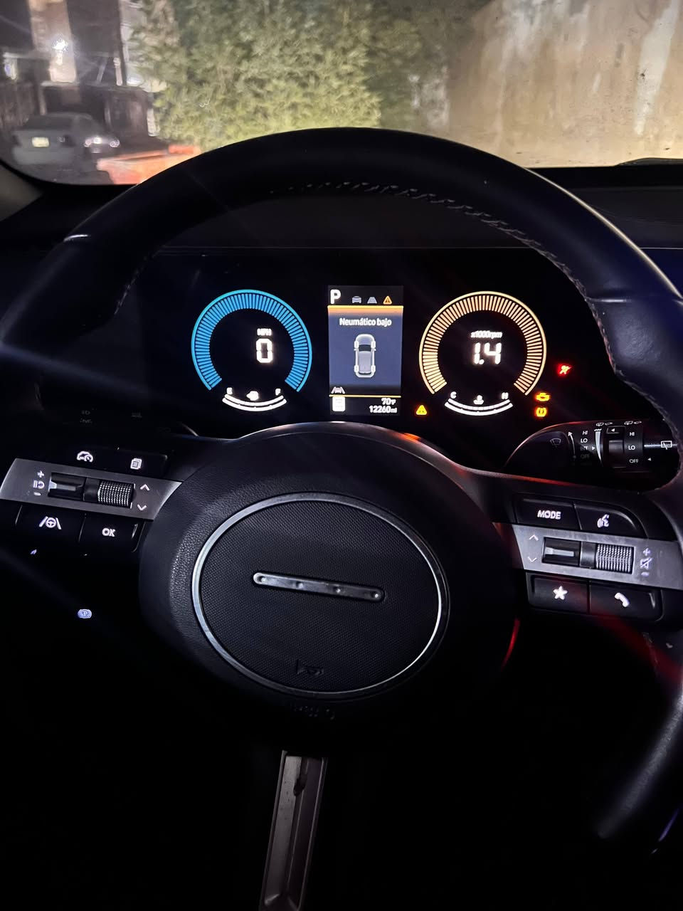 السلام عليكم هواندي كونا موديل 2024 مبدل بيها بنيد فقط حادثها حلو مواصفاتها المعروفه مكان السياره بغداد البلديات السعر 155$وبيها مجال للطيبين ولماتفيده يدعيلنه بلرزق ملاحظه السياره بدون رقم الاتصال ***********
