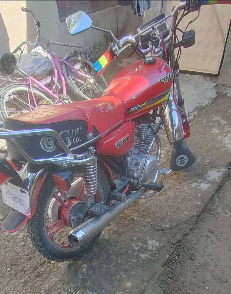 السلام عليكم دراجة سيفان موديل 23 مابيها اي نقص عدا الدشبول السعر 550 وبيها مجال مكاني شهربان متواجد بس اتصال ***********
