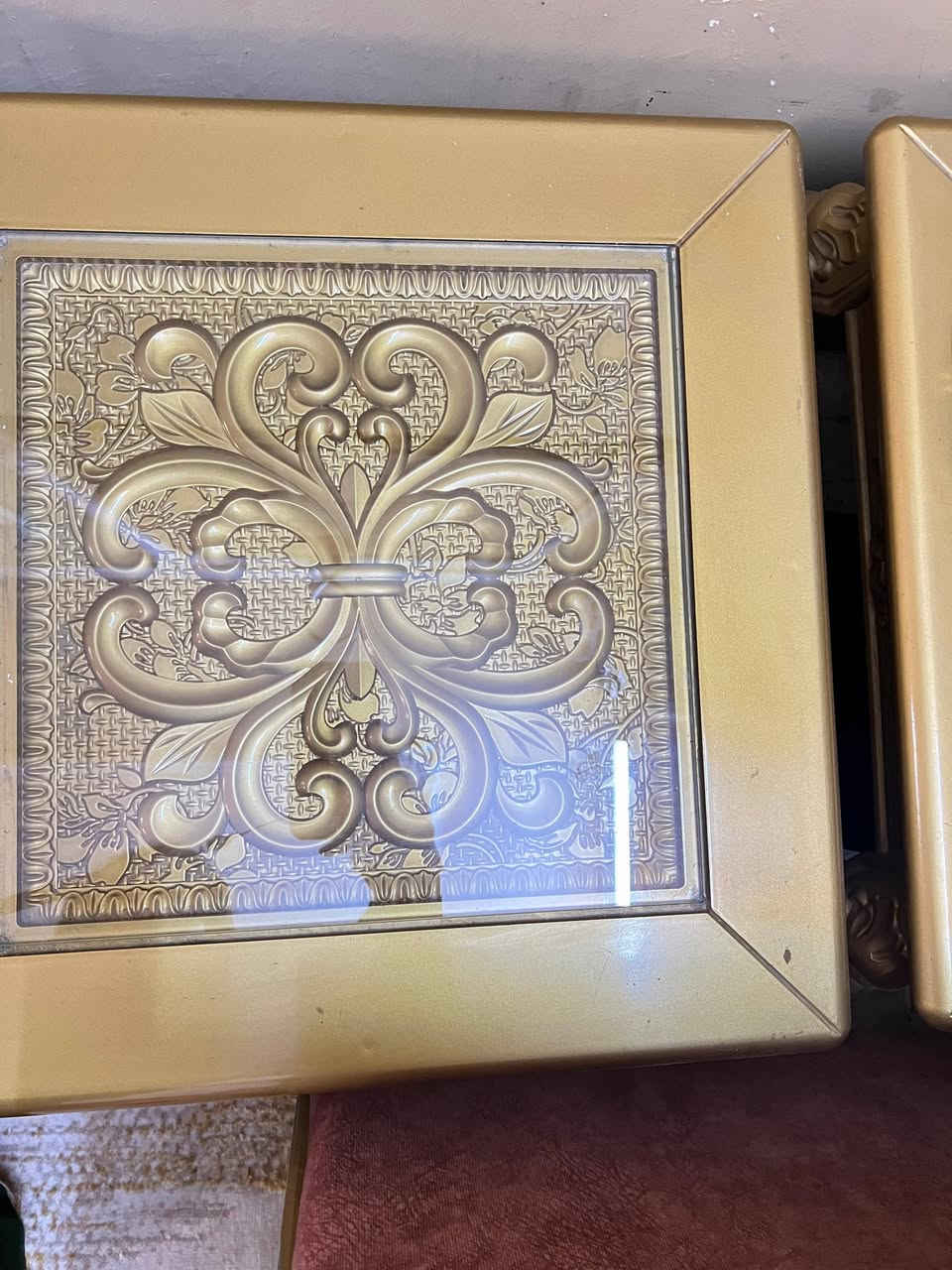 السلام عليكم  تخم للبيع سبع مقاعد نظافه ٩٥ بالميه ومع طبلات سعر ٤٥٠ بي مجال حك الجيه *********** متواجد على الواتساب
