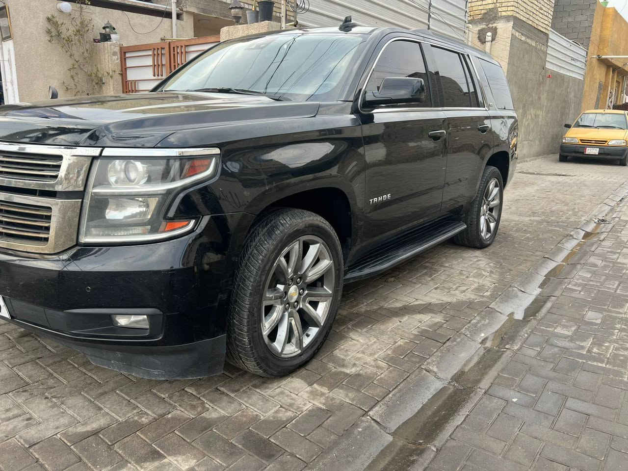 شوفرليت تاهو أدوات
نضافه فول 
كص قماره
دخول جديد
الموديل: 2017
المواصفات 
LTZ  فول فول 
مقاعد جلد 
داخل اسود 
ويل كب كروم 
20
دلعه كهربائيه 
مري شفط
كشنات تدفئة تبريد 
السيارة جديدة حيل
———————————
أدوات أدوات ادوات
———————————
السعر ١٤٠ ورقة
البيع فقط بدون مراوس 
المكان بغداد 
هاتف
***********
