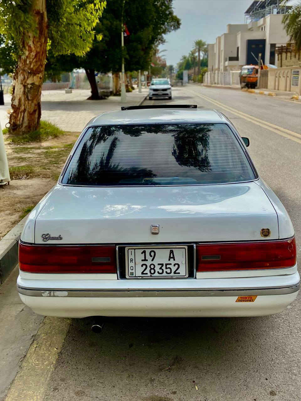 سلام عليكم مارك كربلائيه رقم كربلاء بسمي تحويل ثاني يوم انكليزي  السيارة مكفولة الضربه القويه كفاله والكص ونقل الجثه والياباني ما ينكفل من الصبغ حدادية ستوني مكملة تخم تاير السيارة جديد تبريد شغال والتدفئة هم شغاله غرفة حلوة مرتبه مكاني نجف رقم *********** السيارة 59 وبيه مجال اتصل وتدلل
