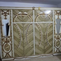 غرفة نوم • سنة استعمال • نظيفه
